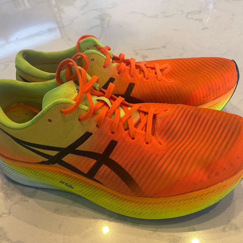 ASICS Metaspeed Sky